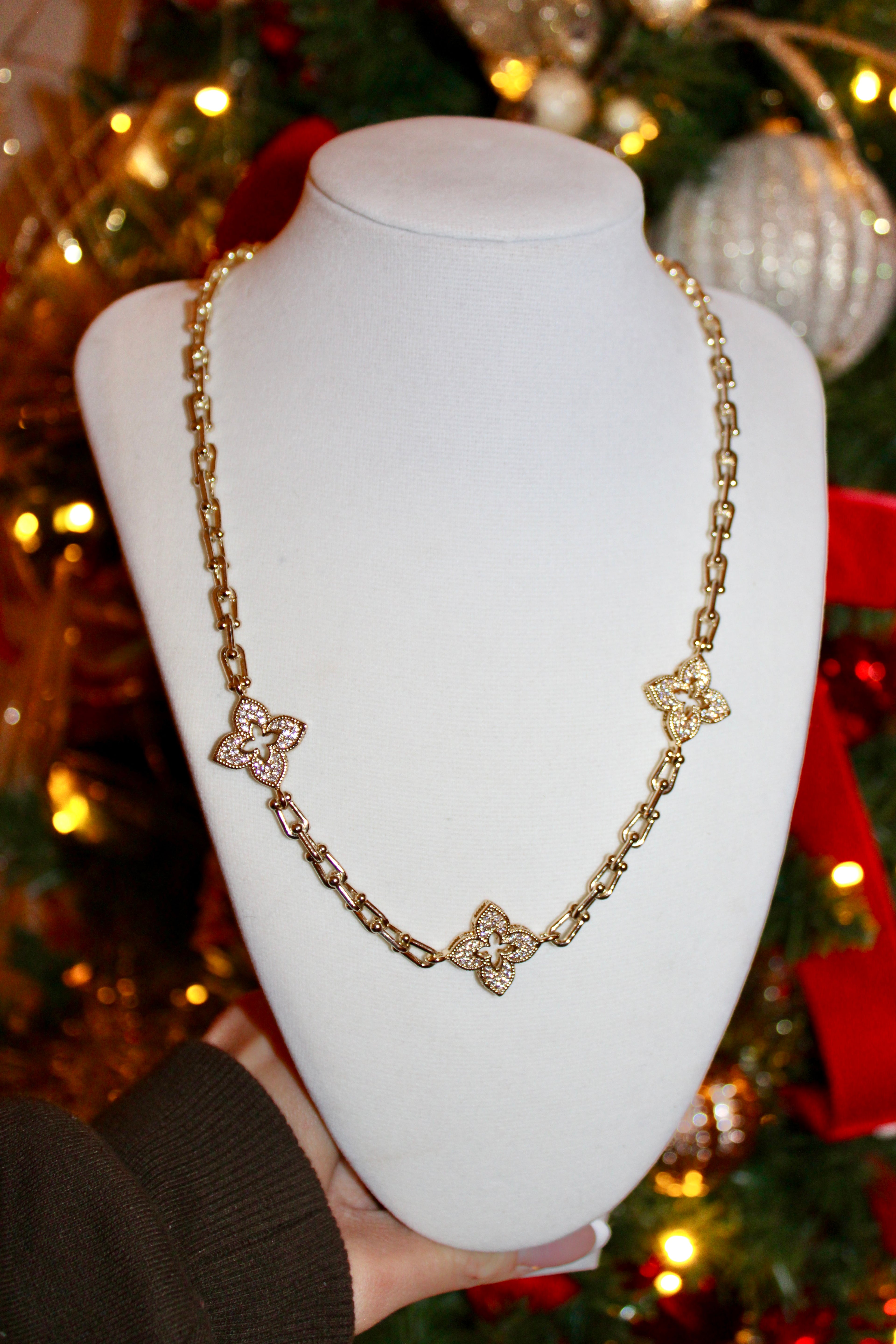 Pearl Clover Necklace