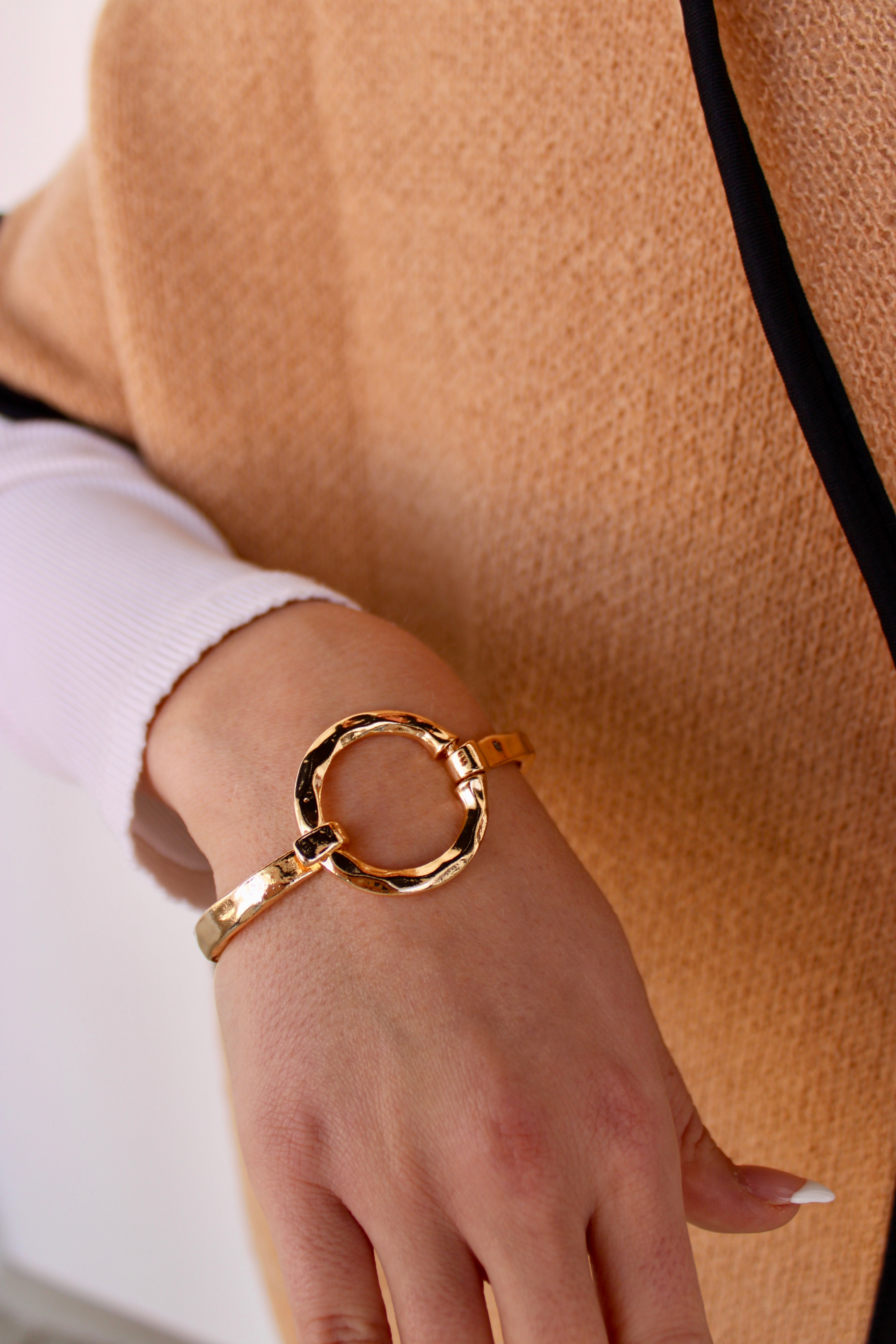 Gold Beam Bracelet