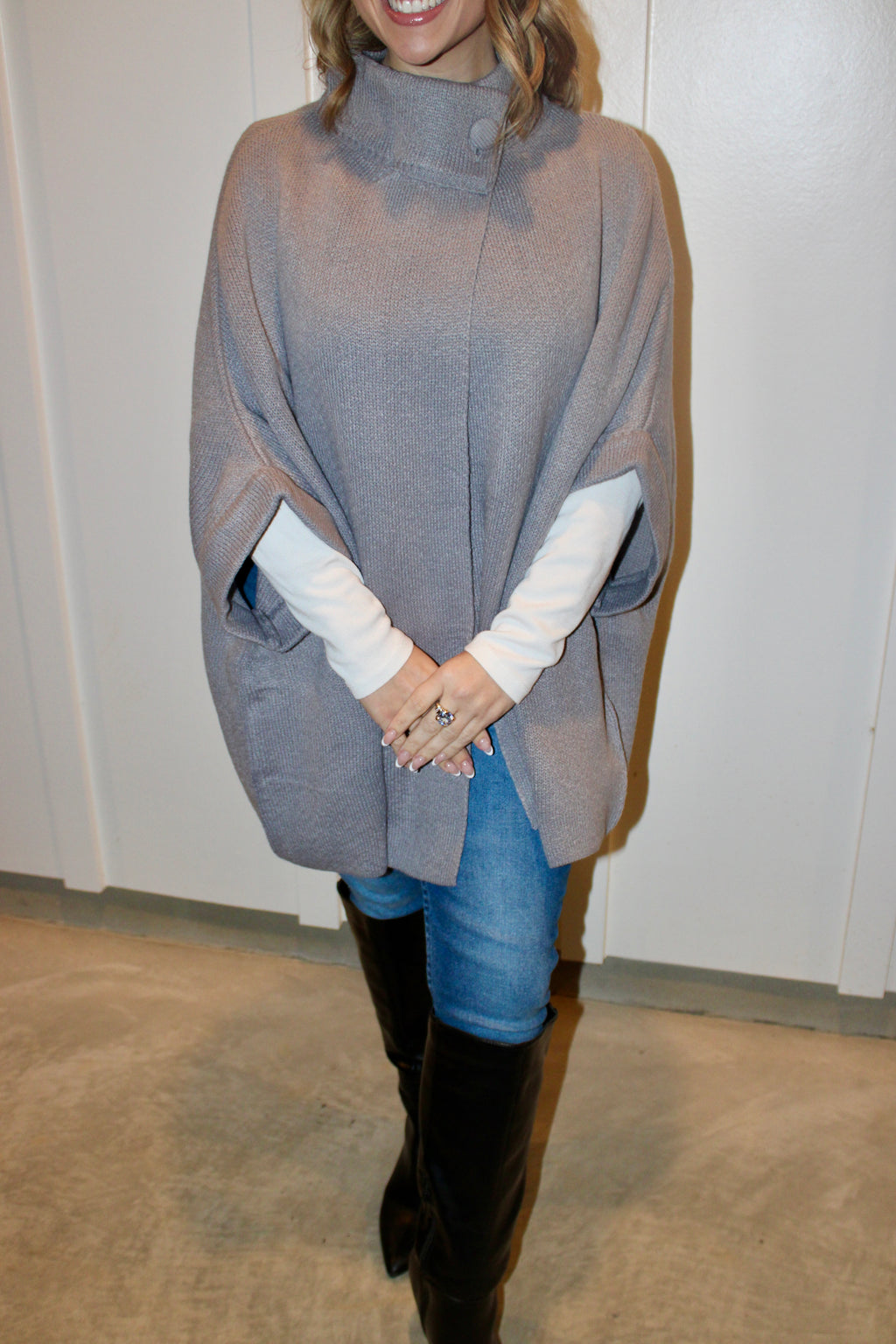 Linda Cardigan: Gray