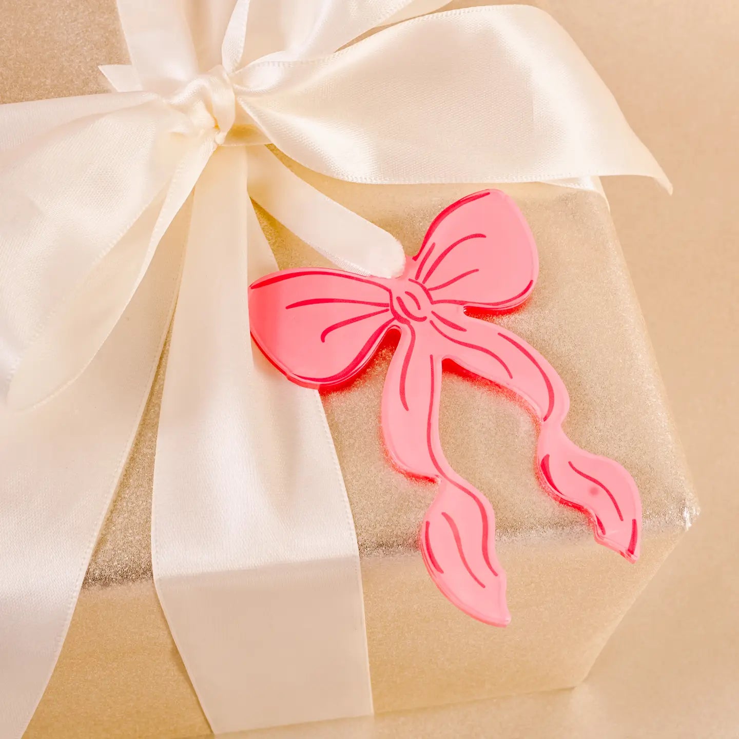 Christmas Ornaments: Ribbon